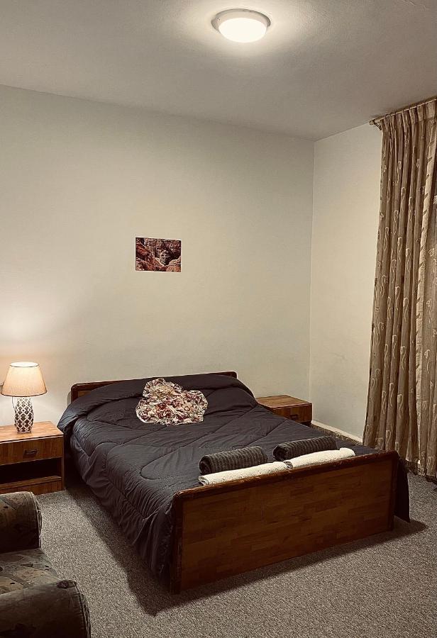 Montana Inn ワディ・ムーサ エクステリア 写真